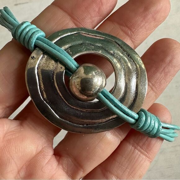 Silver tone blue cord bracelet - Picture 4 of 9